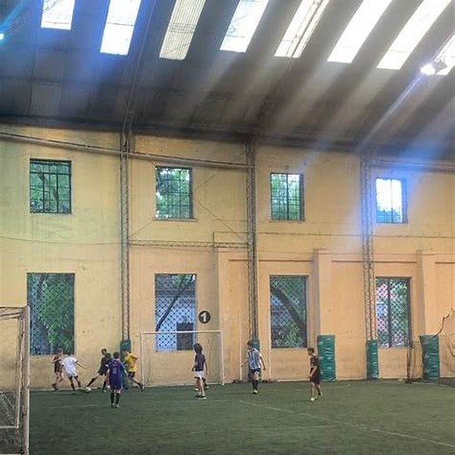 Escuelita de fútbol en Campus